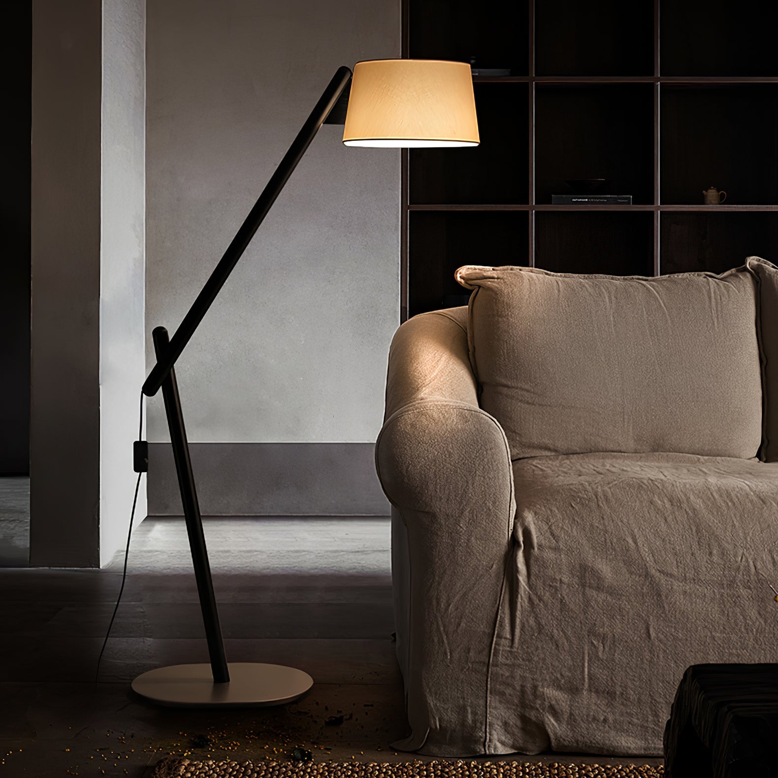 Hakka Lean Pivot Wood Fabric Floor Lamp
