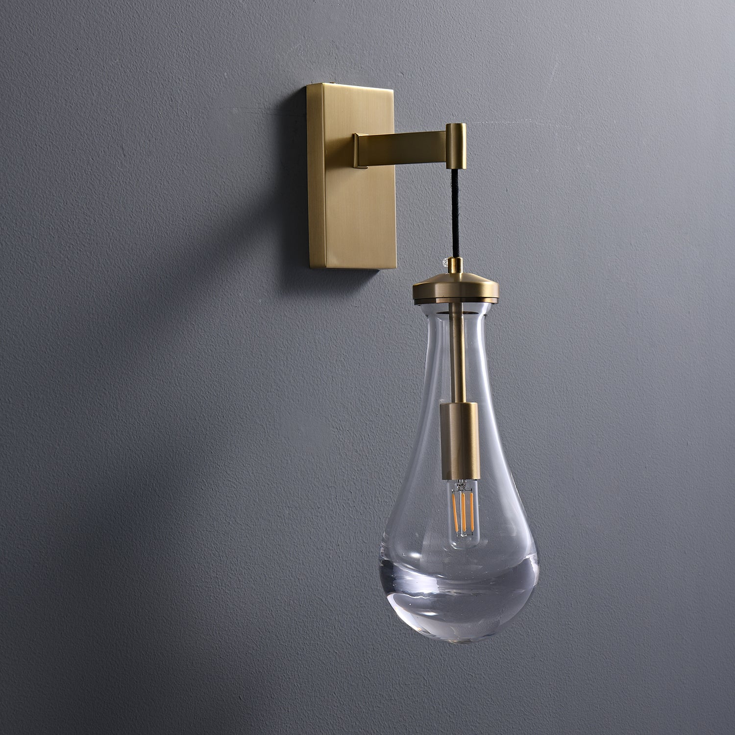 Leontine Glass Aplique