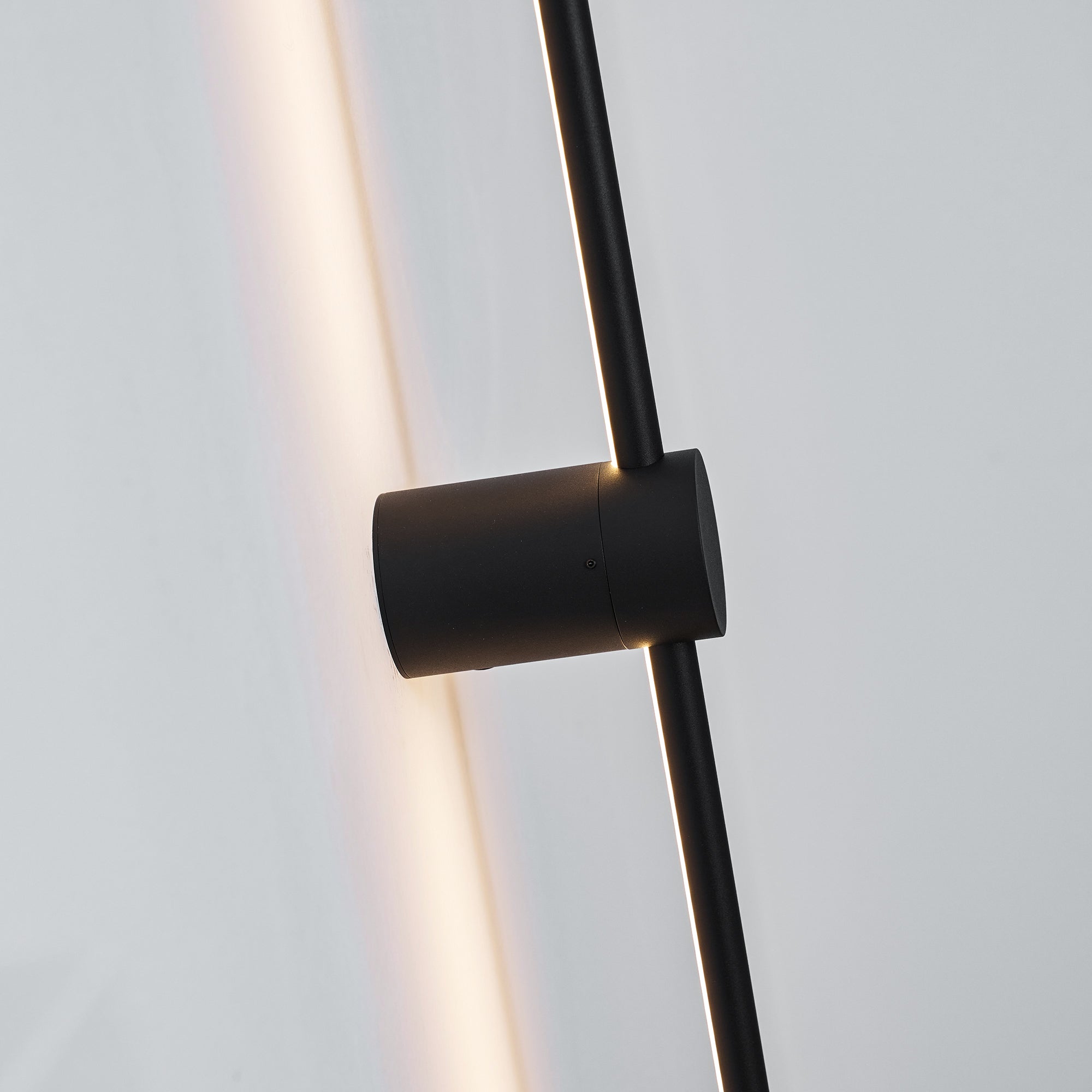 Linear LED Rechargeable Aplique
