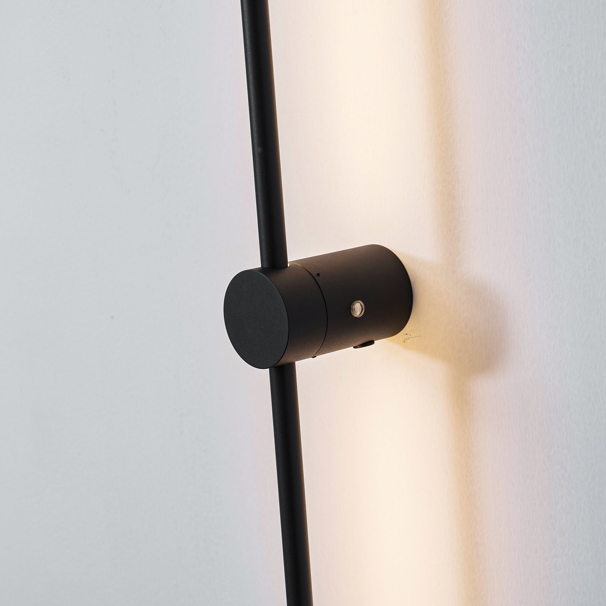 Linear LED Rechargeable Aplique