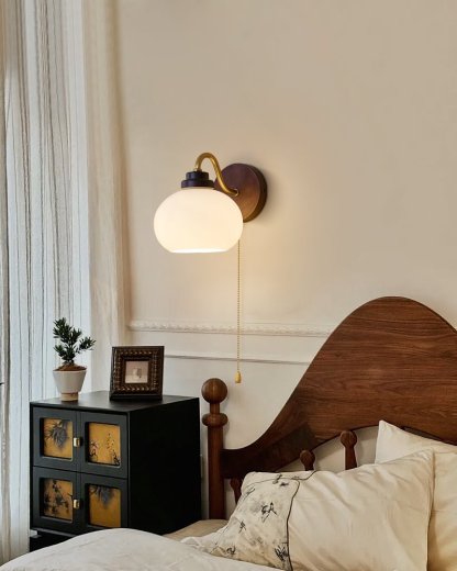 Lumea Crest Aplique