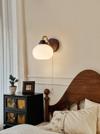 Lumea Crest Aplique