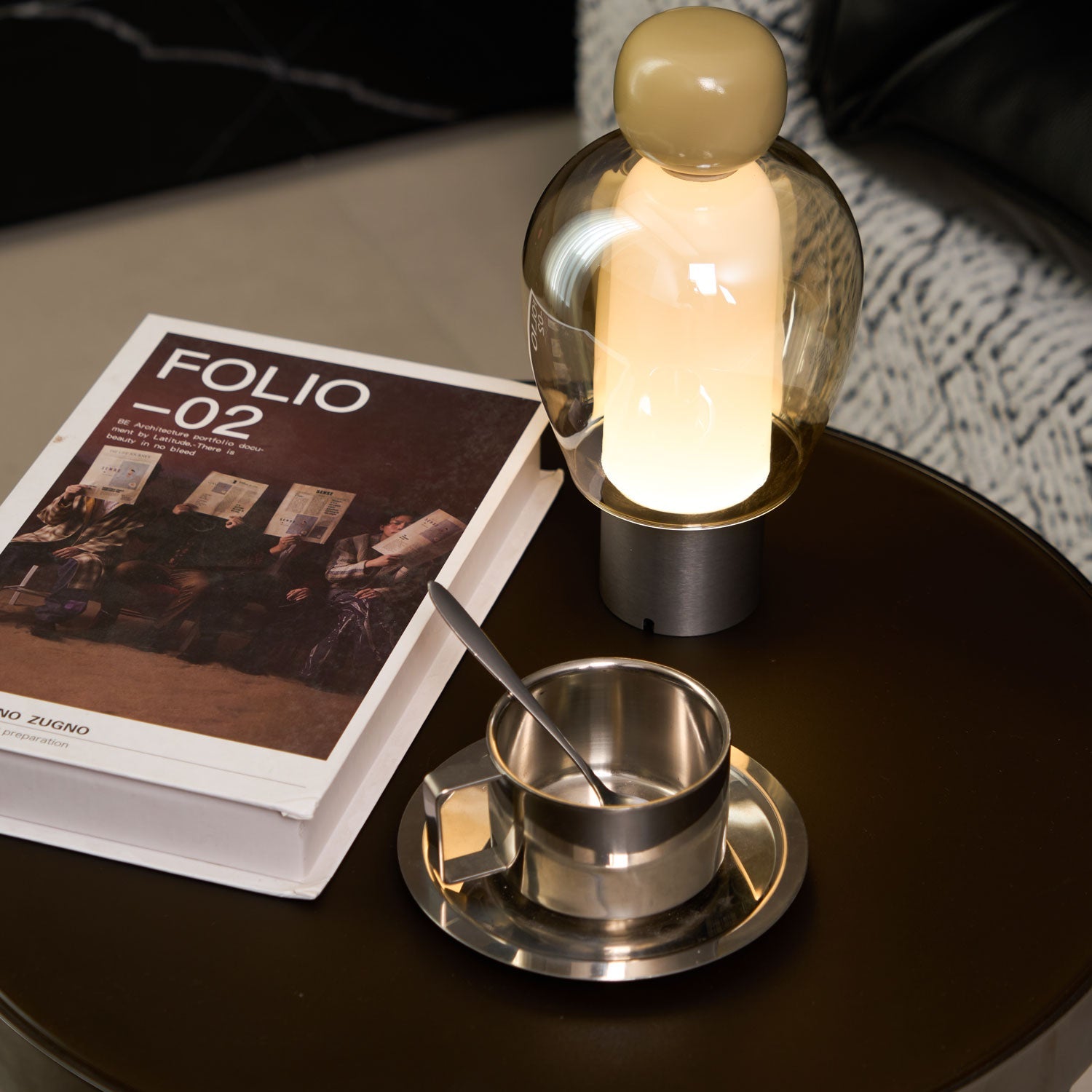 Retro Capsule Table Lamp