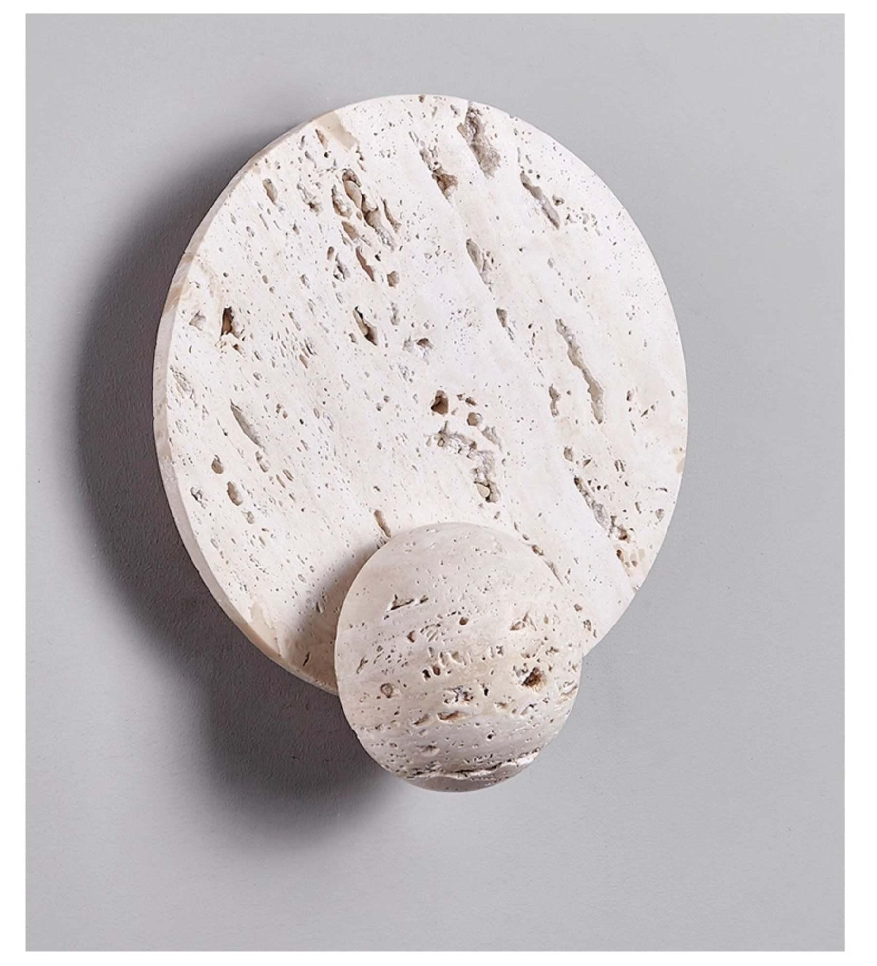 Luna Travertine Sconce Aplique
