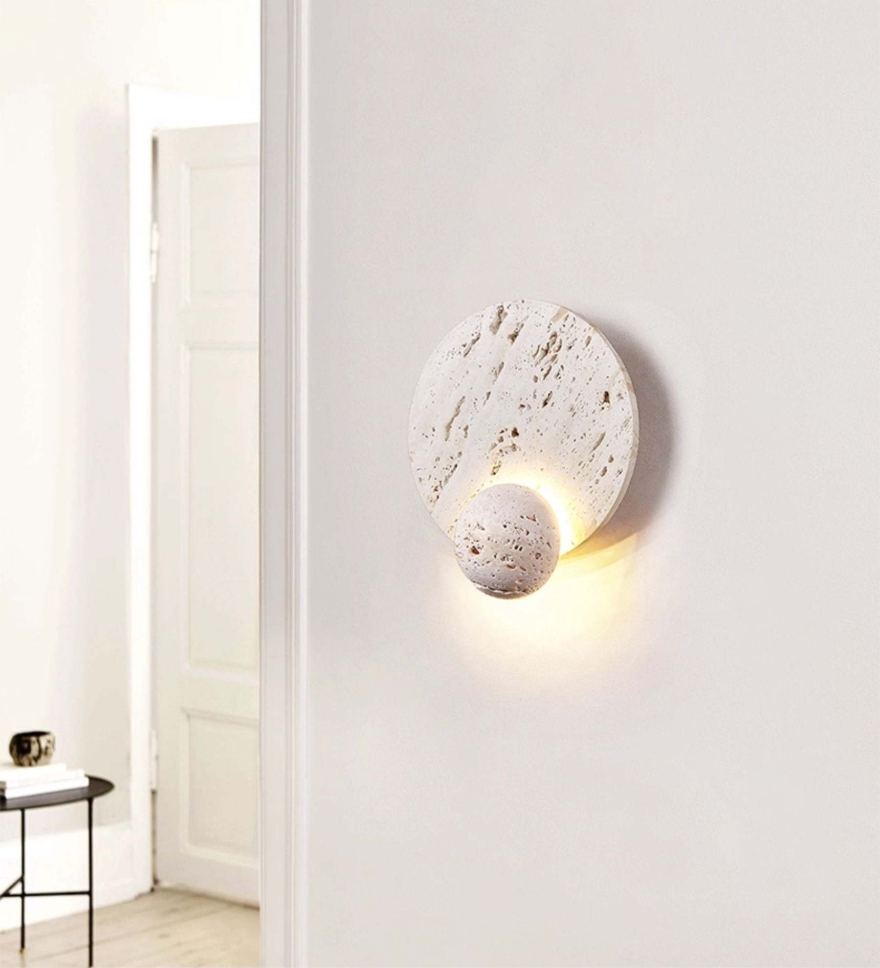 Luna Travertine Sconce Aplique