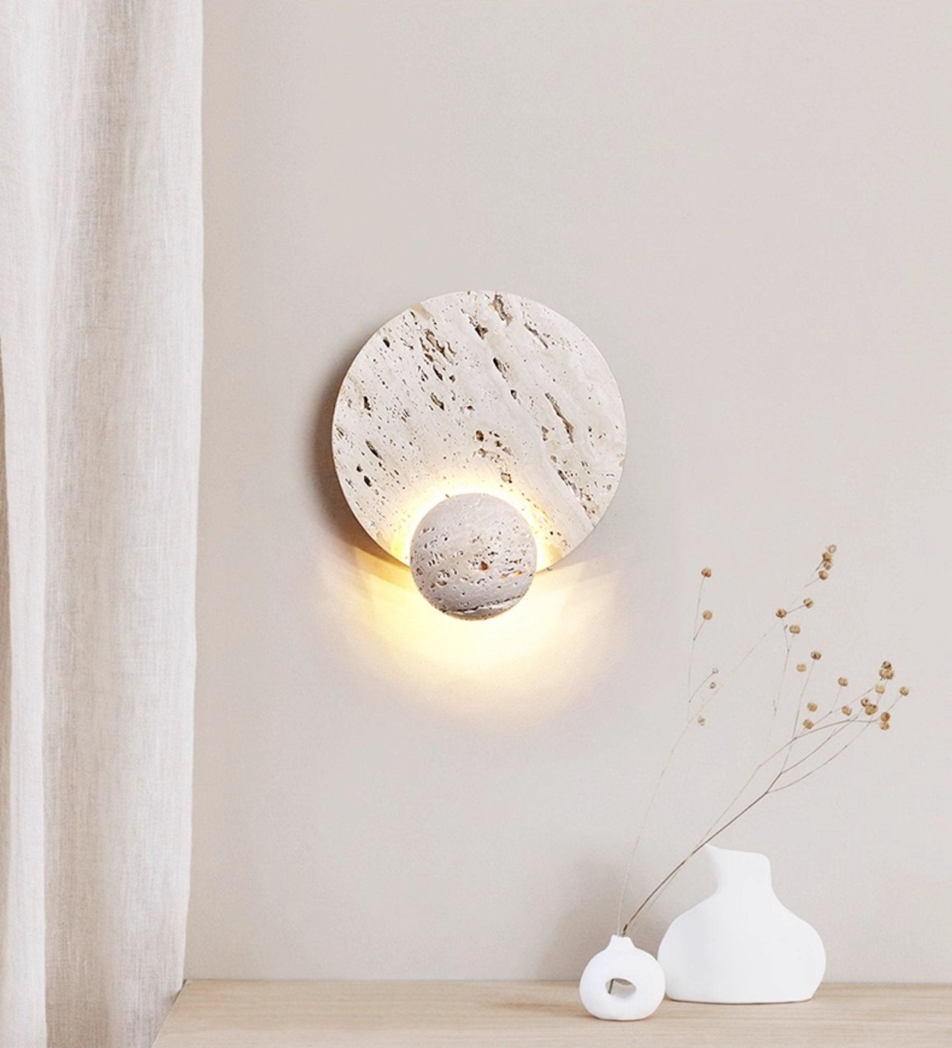 Luna Travertine Sconce Aplique