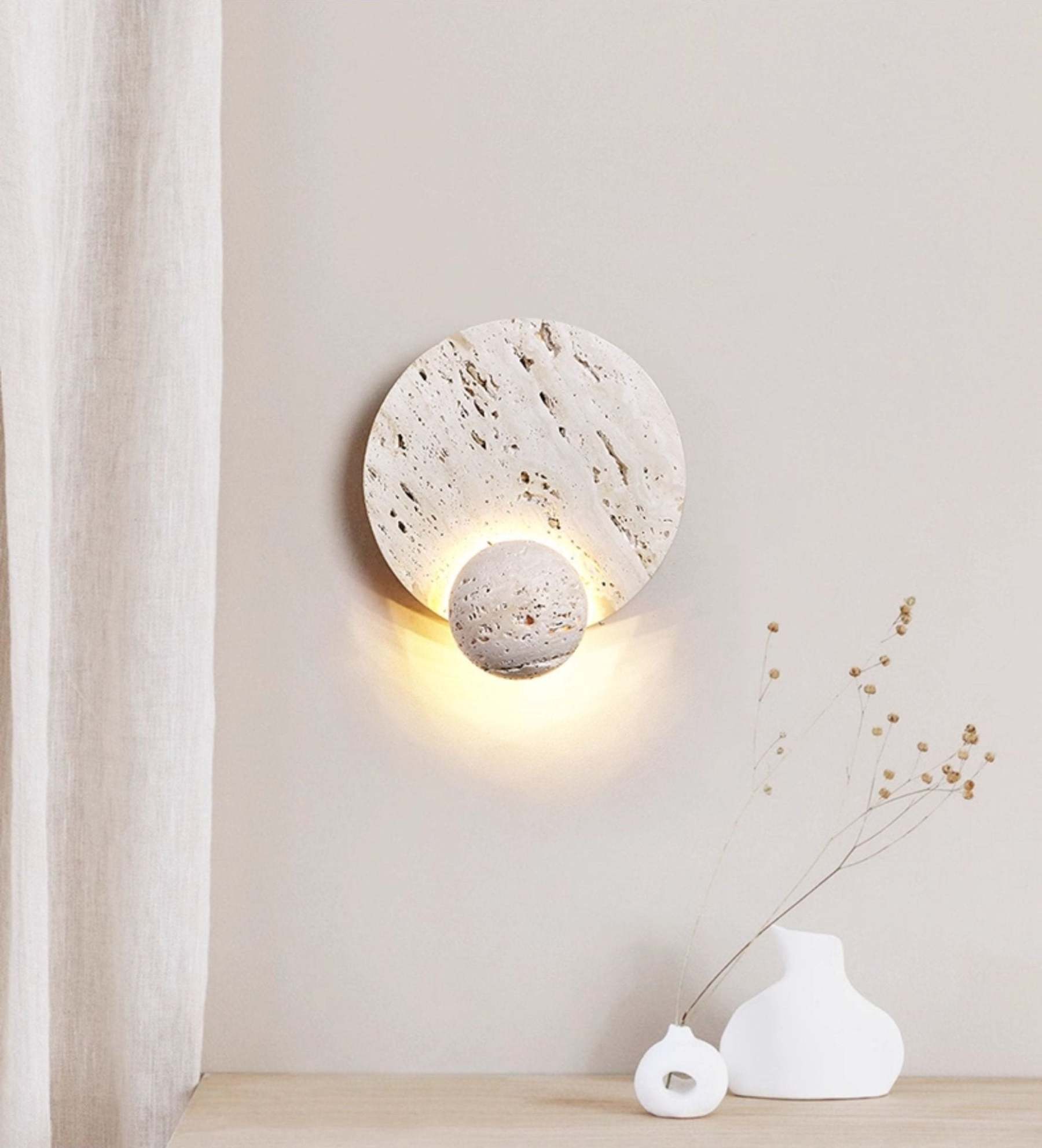Luna Travertine Sconce Aplique