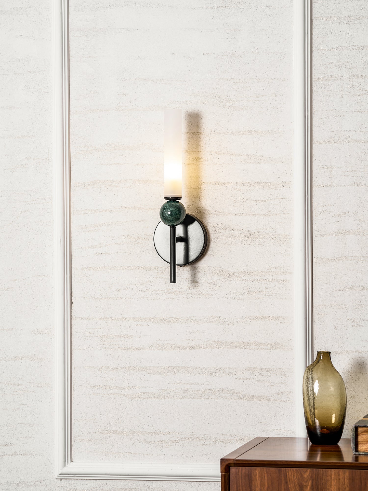 Marble Vertical Aplique