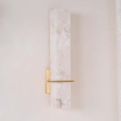 Milan Alabaster Aplique