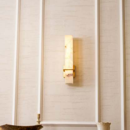 Milan Alabaster Aplique
