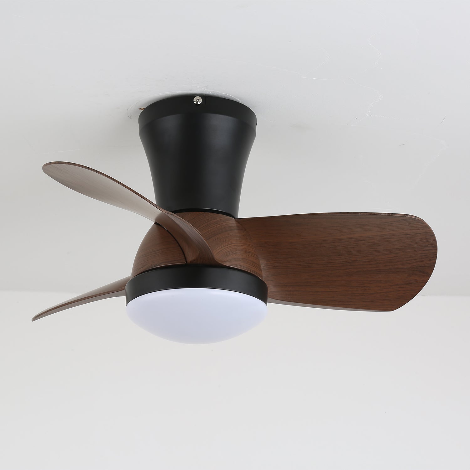 Ventilador de Techo Moderno Avelo con Luz y Madera, diagrama con dimensiones (Diámetro 61cm x Alto 30cm)