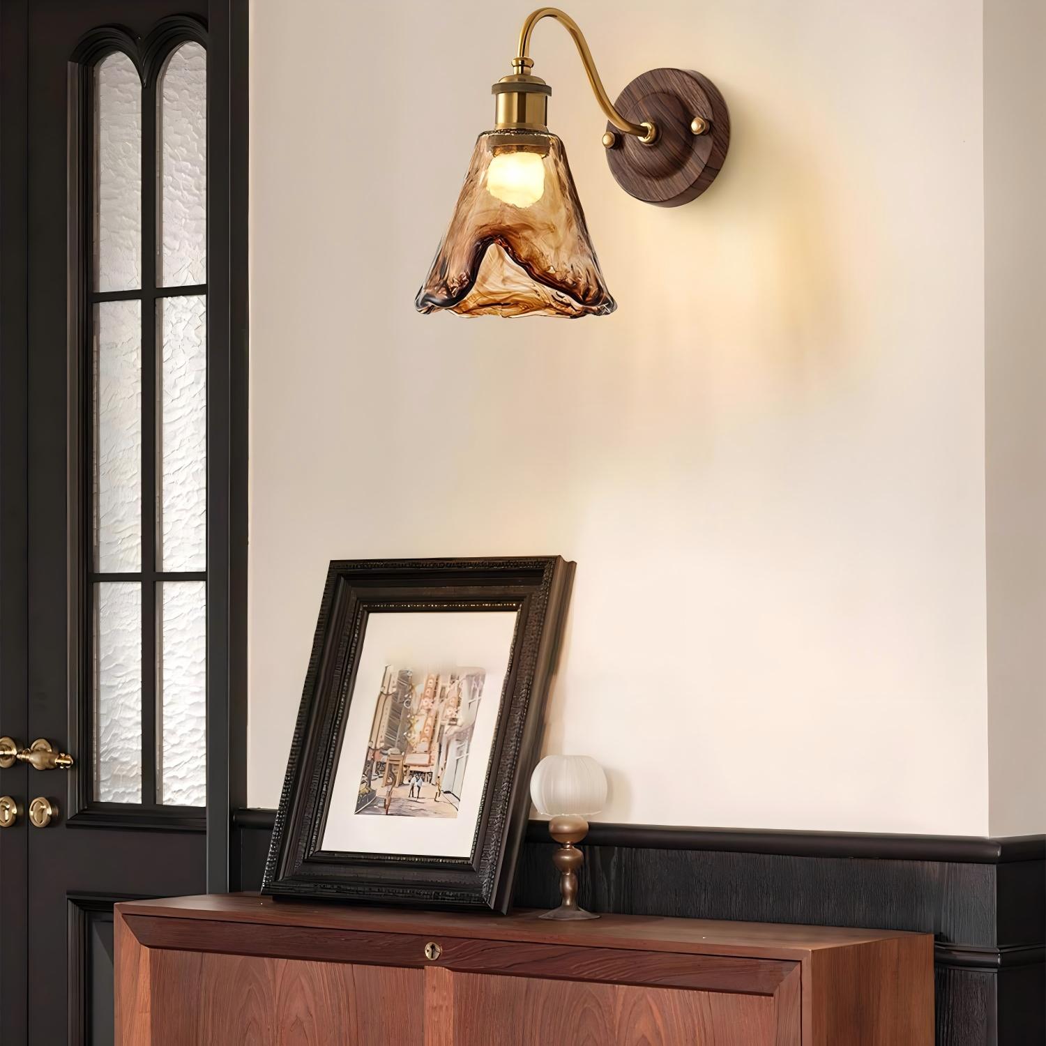 Verona Amber Wall Lamp