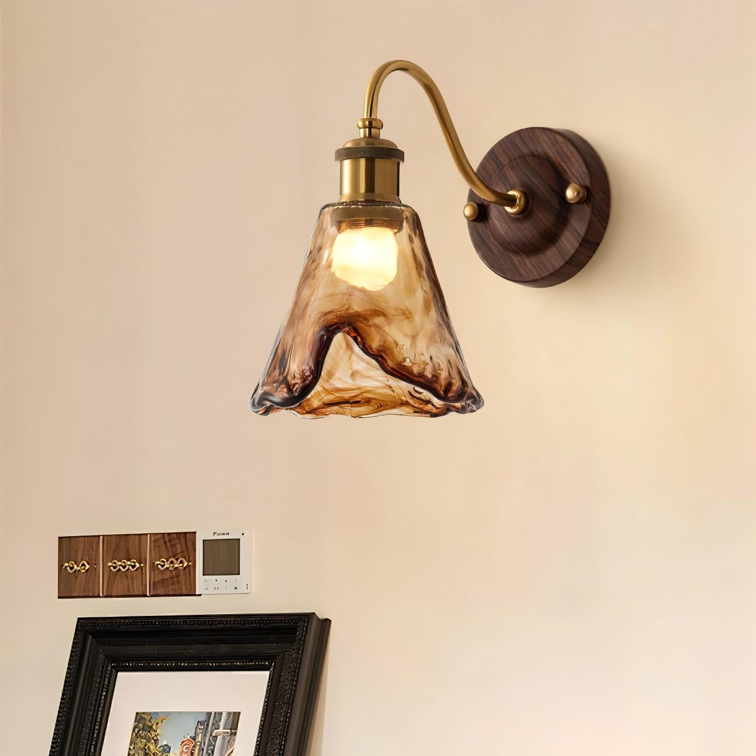 Verona Amber Wall Lamp
