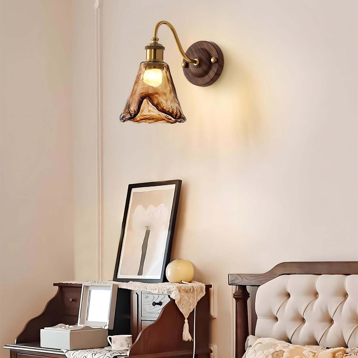 Verona Amber Wall Lamp