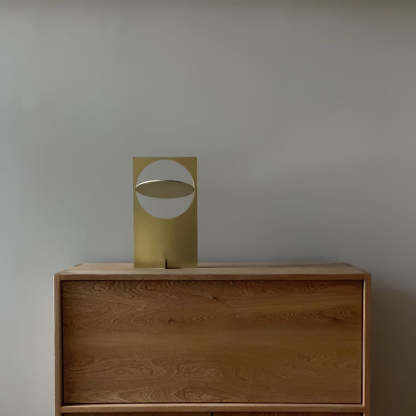 Axis Orbit Disc Table Lamp