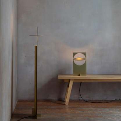 Axis Orbit Disc Table Lamp
