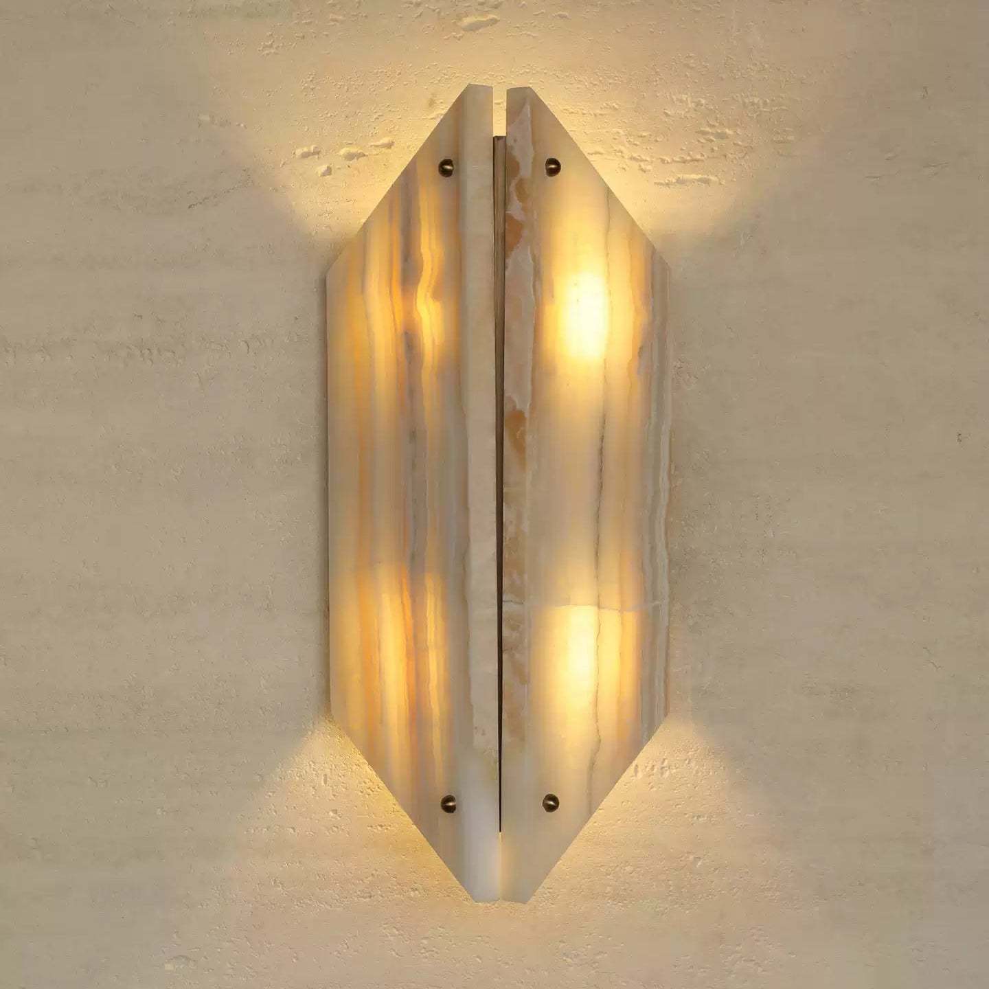 Onyxa Crest Alabaster Aplique