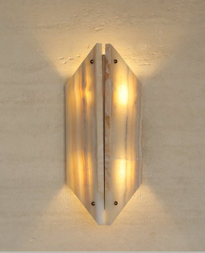 Onyxa Crest Alabaster Aplique