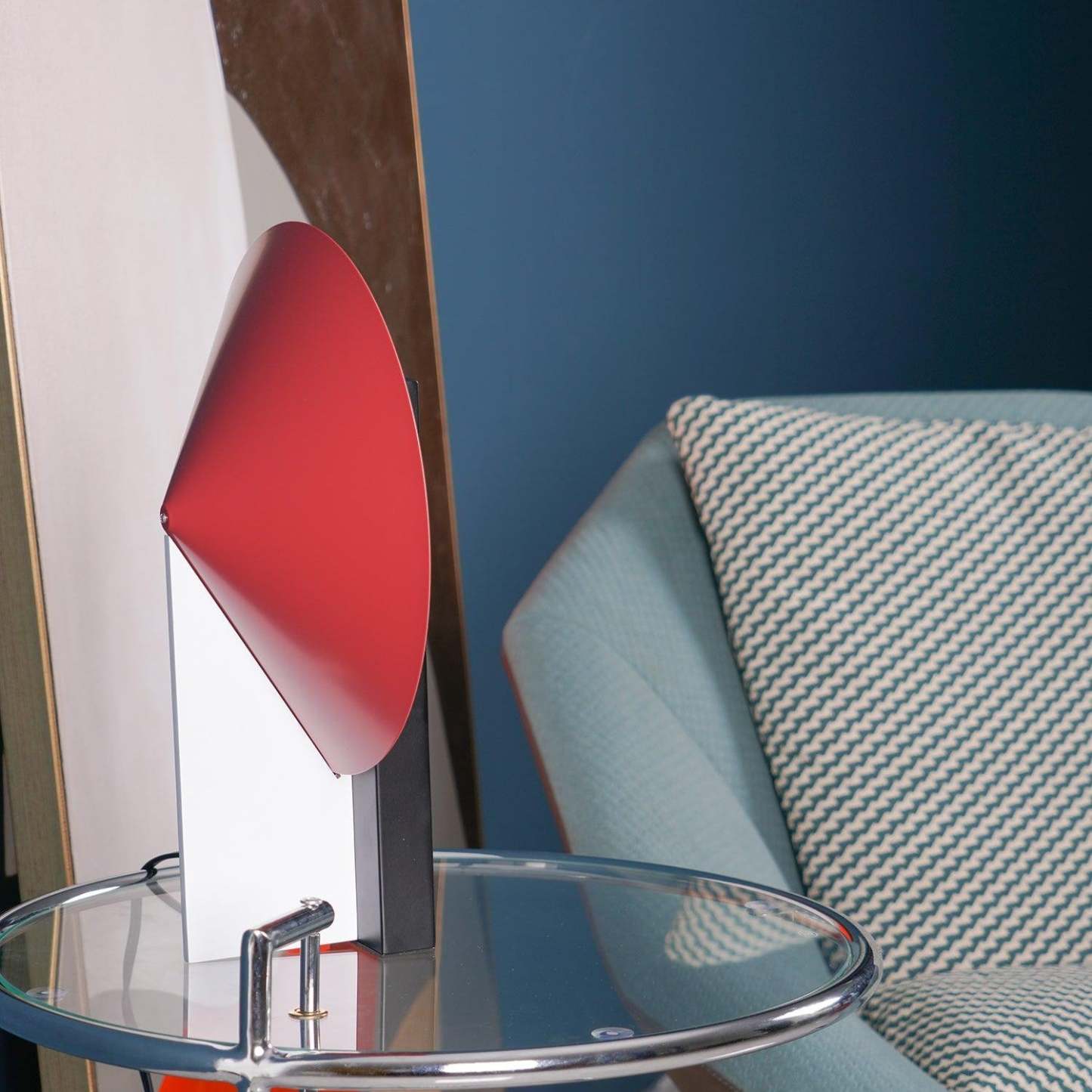 Retro Orbit Table Lamp