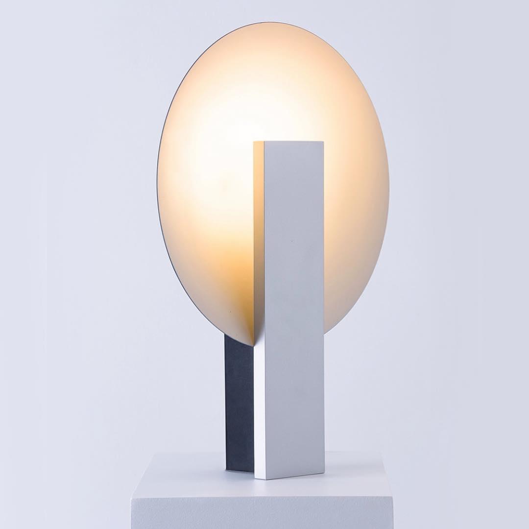 Retro Orbit Table Lamp