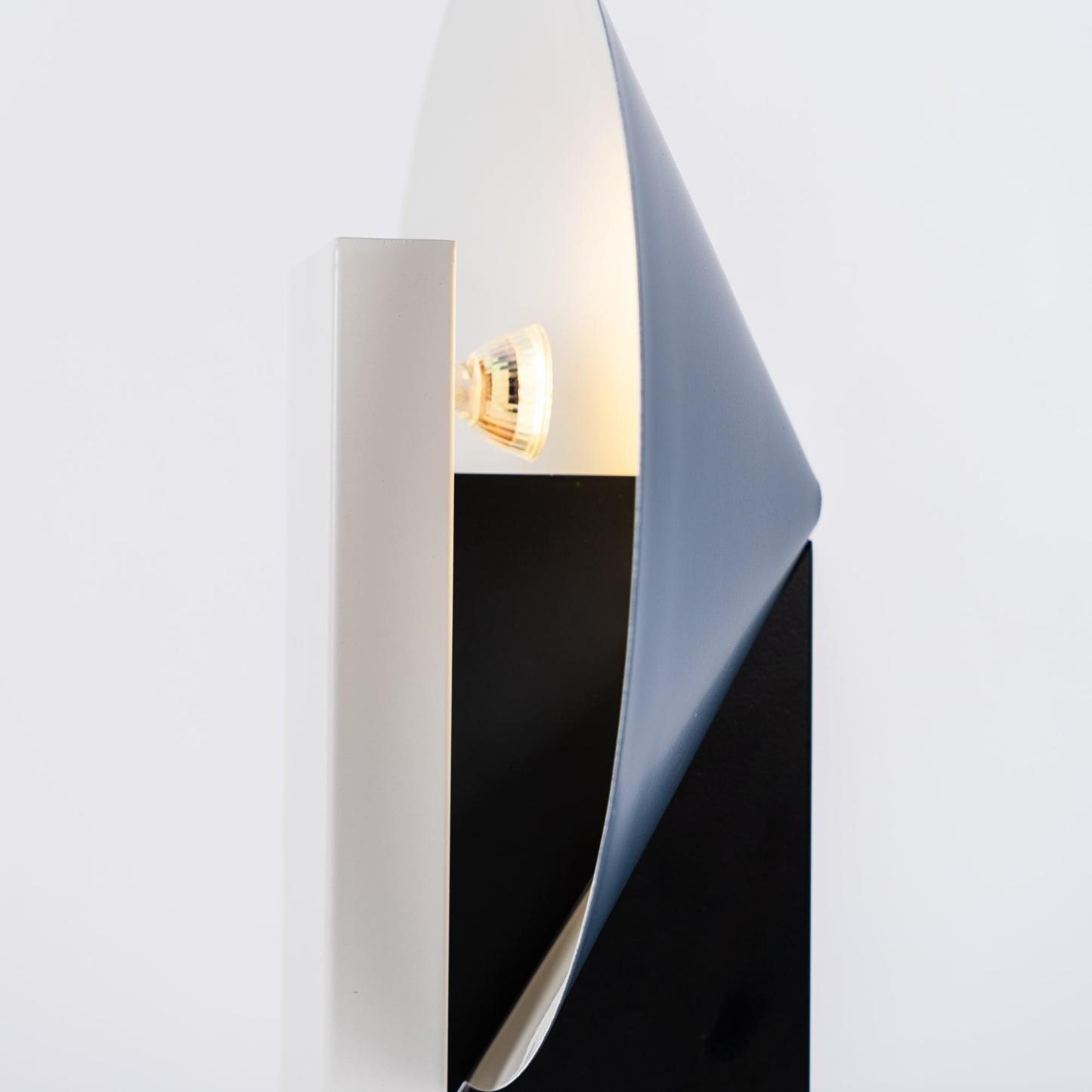 Retro Orbit Table Lamp