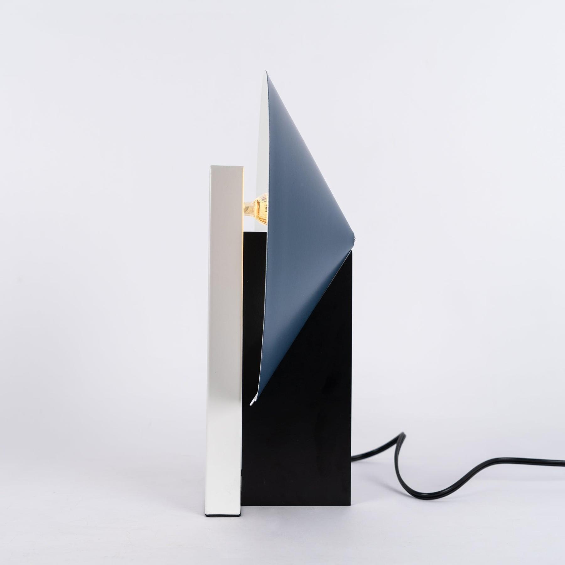 Retro Orbit Table Lamp