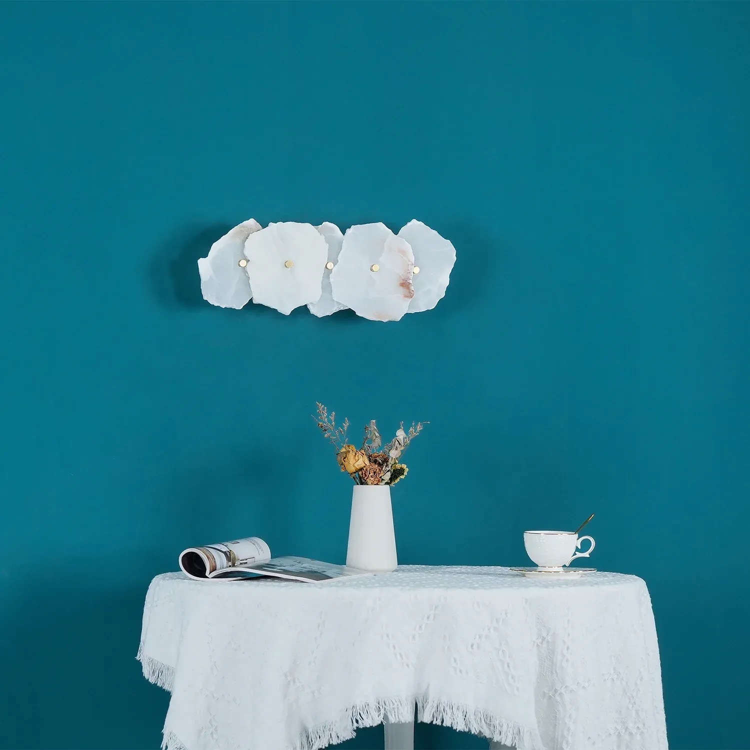 Ozawa Unusual Flower Resin Wall Light Bedroom Hallway Dining Room