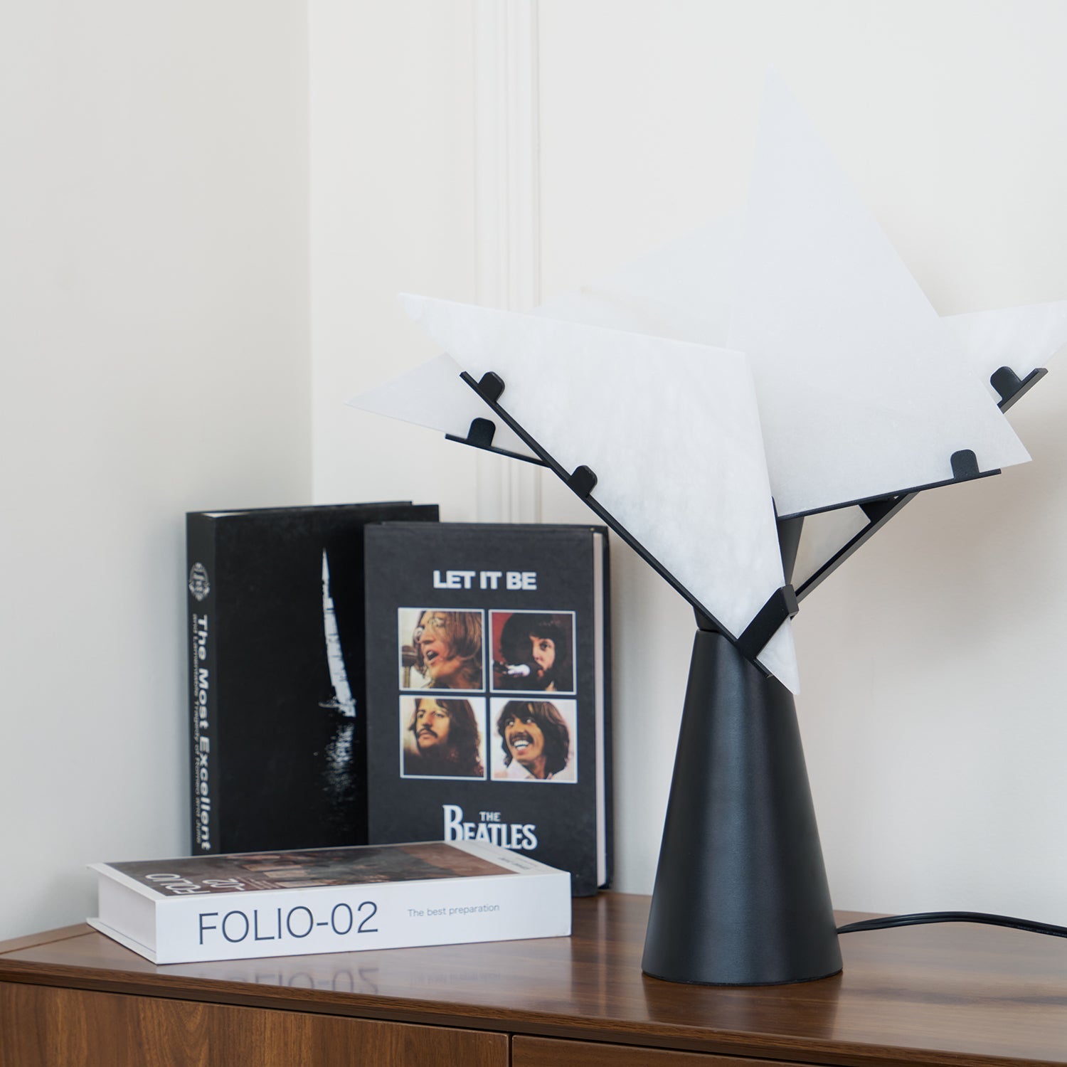 Dune Alabaster Geometric Table Lamp