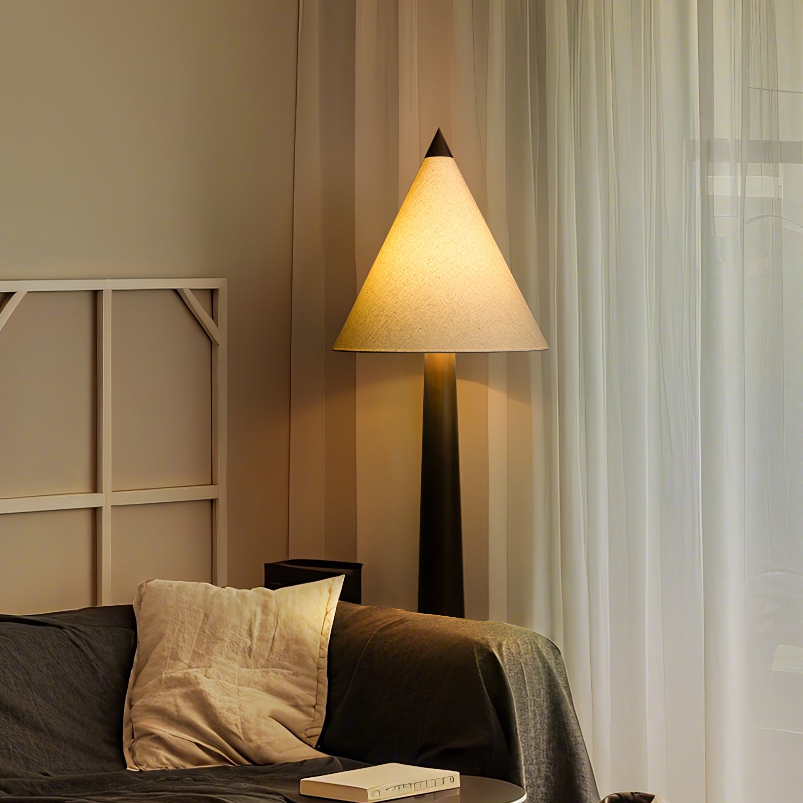 Drift Pinecone Wooden Floor Lamp