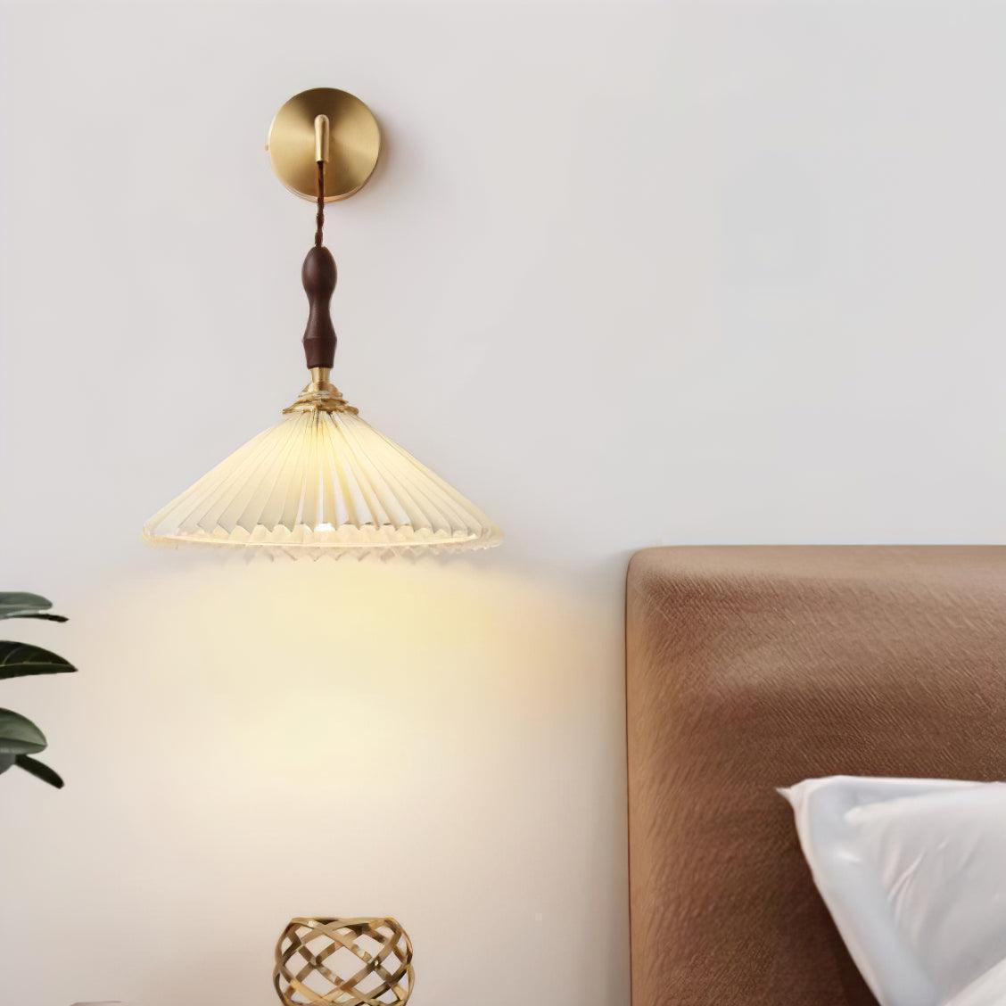 Verona Pleated Wooden Wall Light
