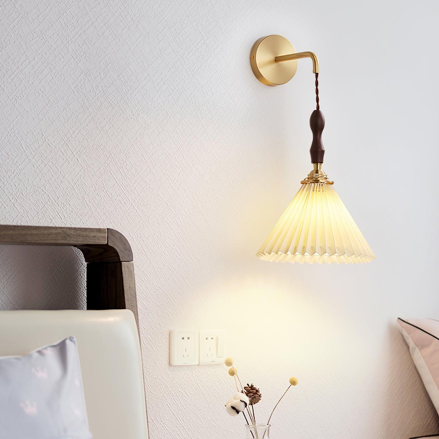 Verona Pleated Wooden Wall Light