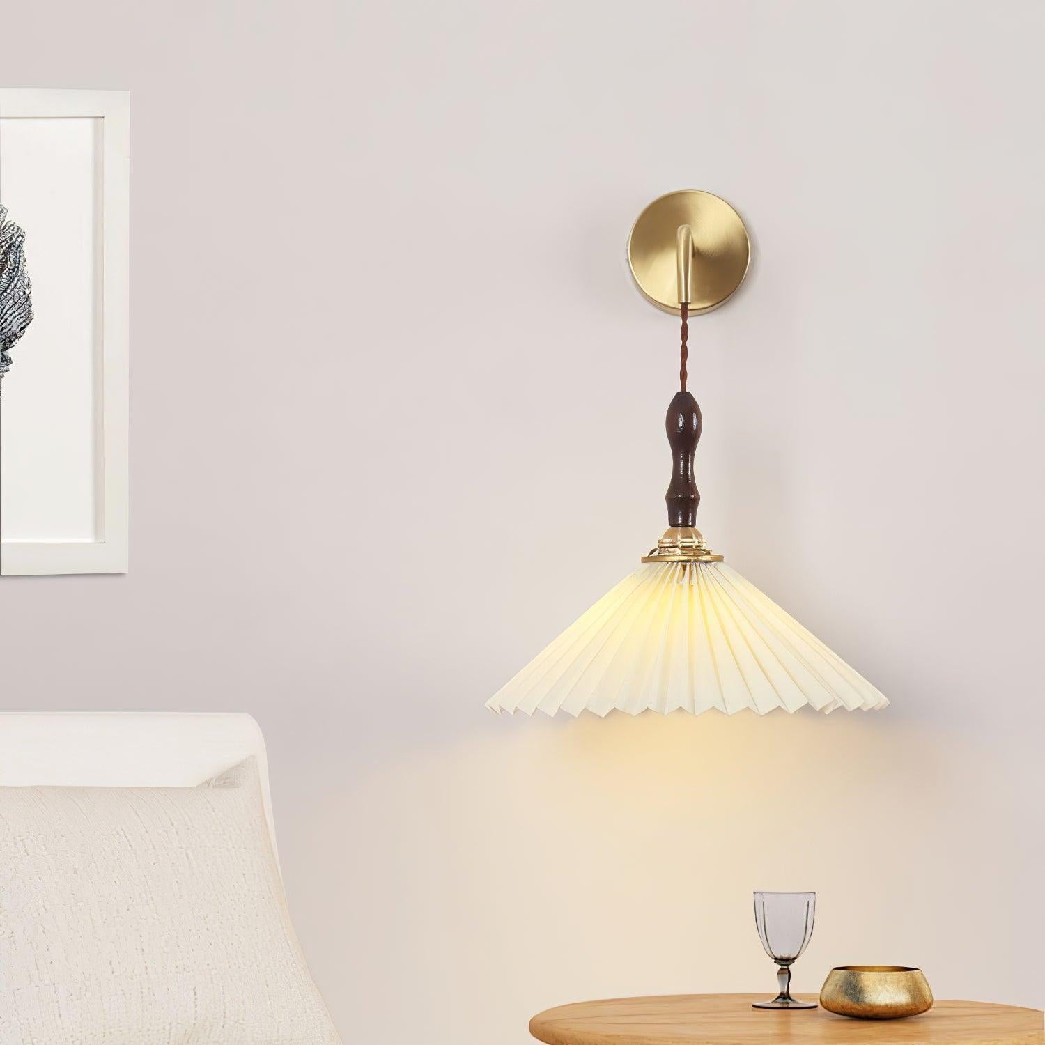 Verona Pleated Wooden Wall Light