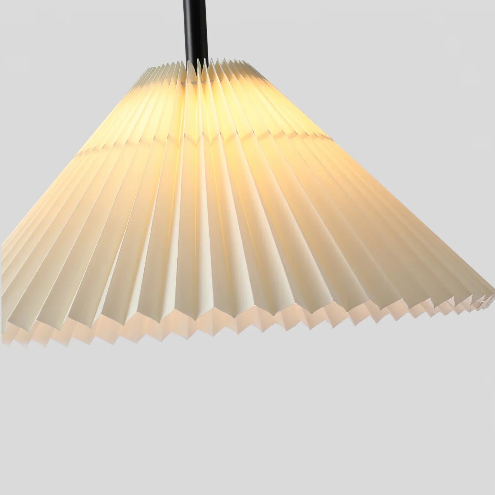 Hakka Minimalist Tripod Floor Lamp