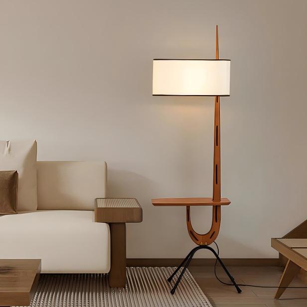 Drift Giraffe Floor Lamp