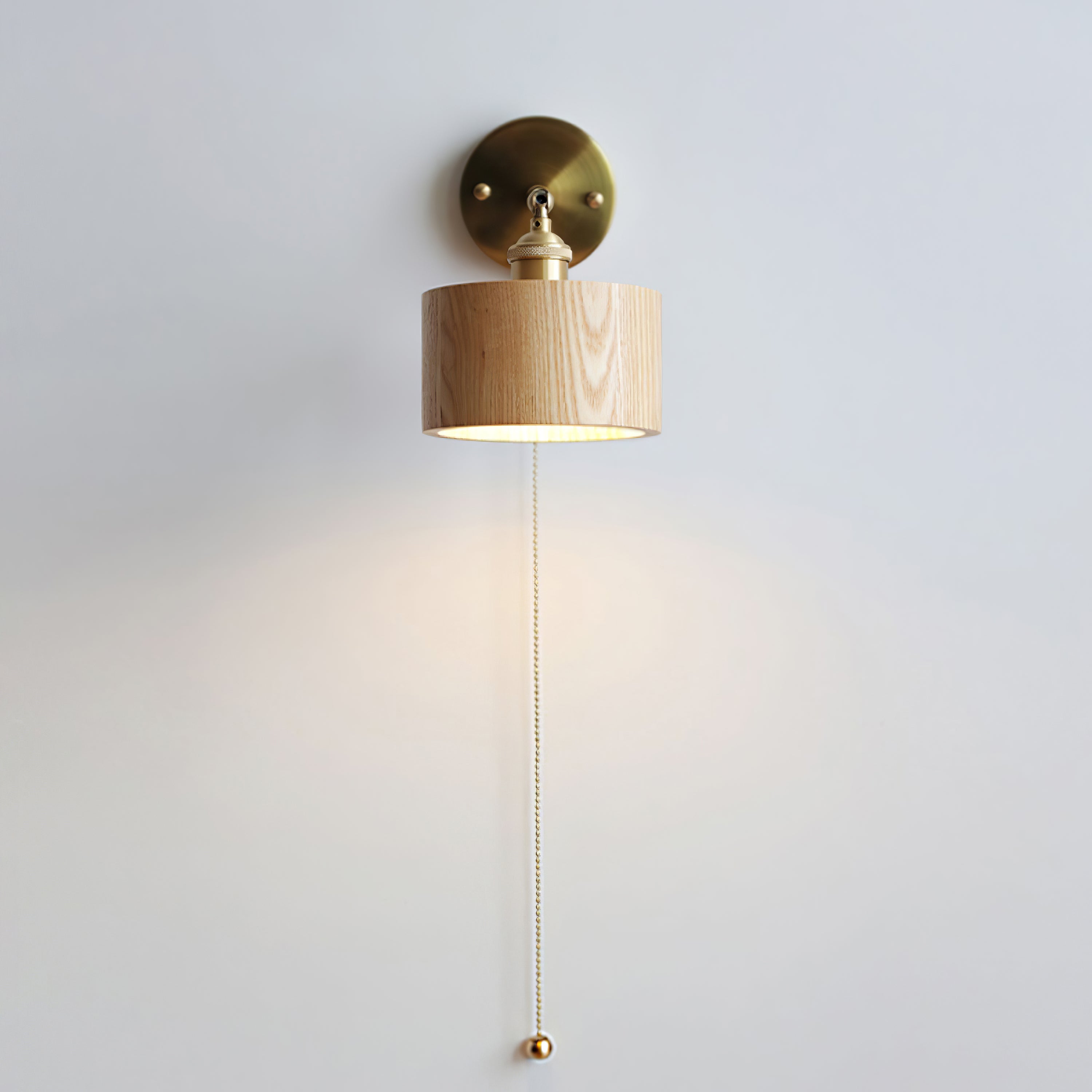 Hakka Rotatable Wood Brass Wall Light