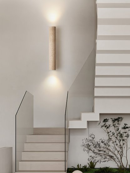Solis Column Aplique