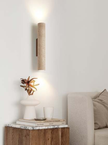 Solis Column Aplique