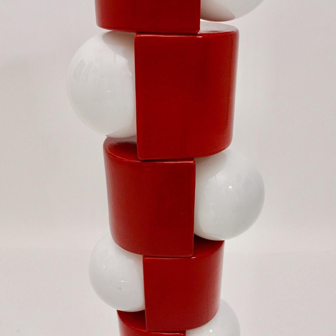 Retro Totem Gloss Red Floor Lamp