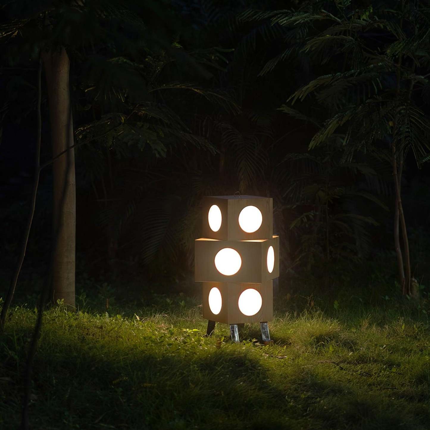 Hakka Square Robot Floor Lamp