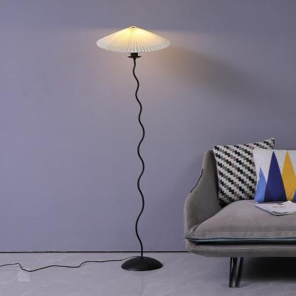 Retro Squiggle Metal Floor Lamp