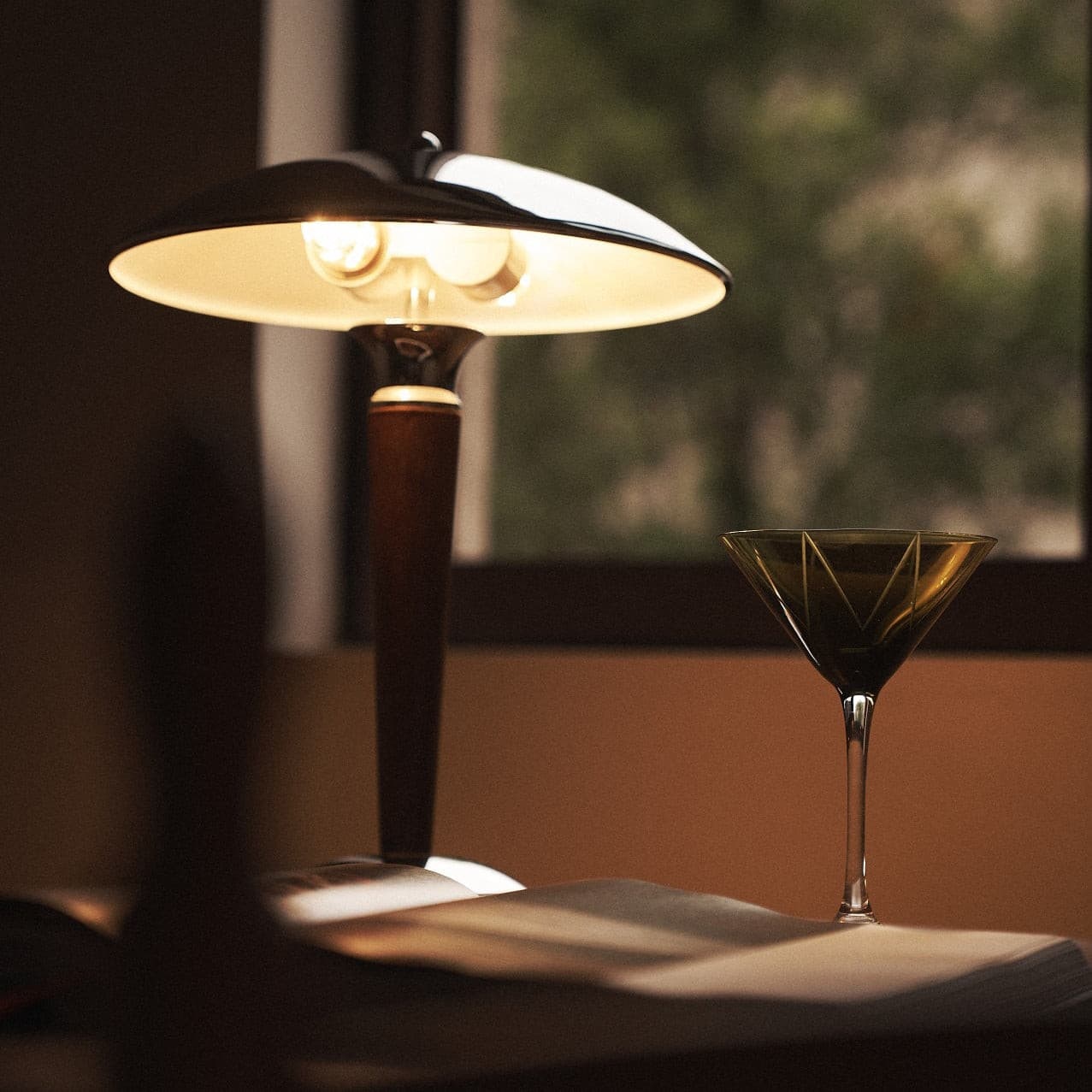 Retro Metal & Wood Table Lamp