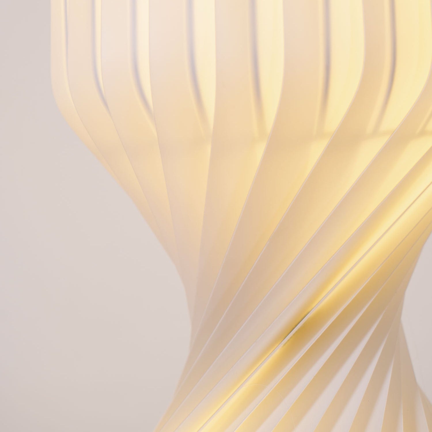Hakka Resin Twist Column Floor Lamp