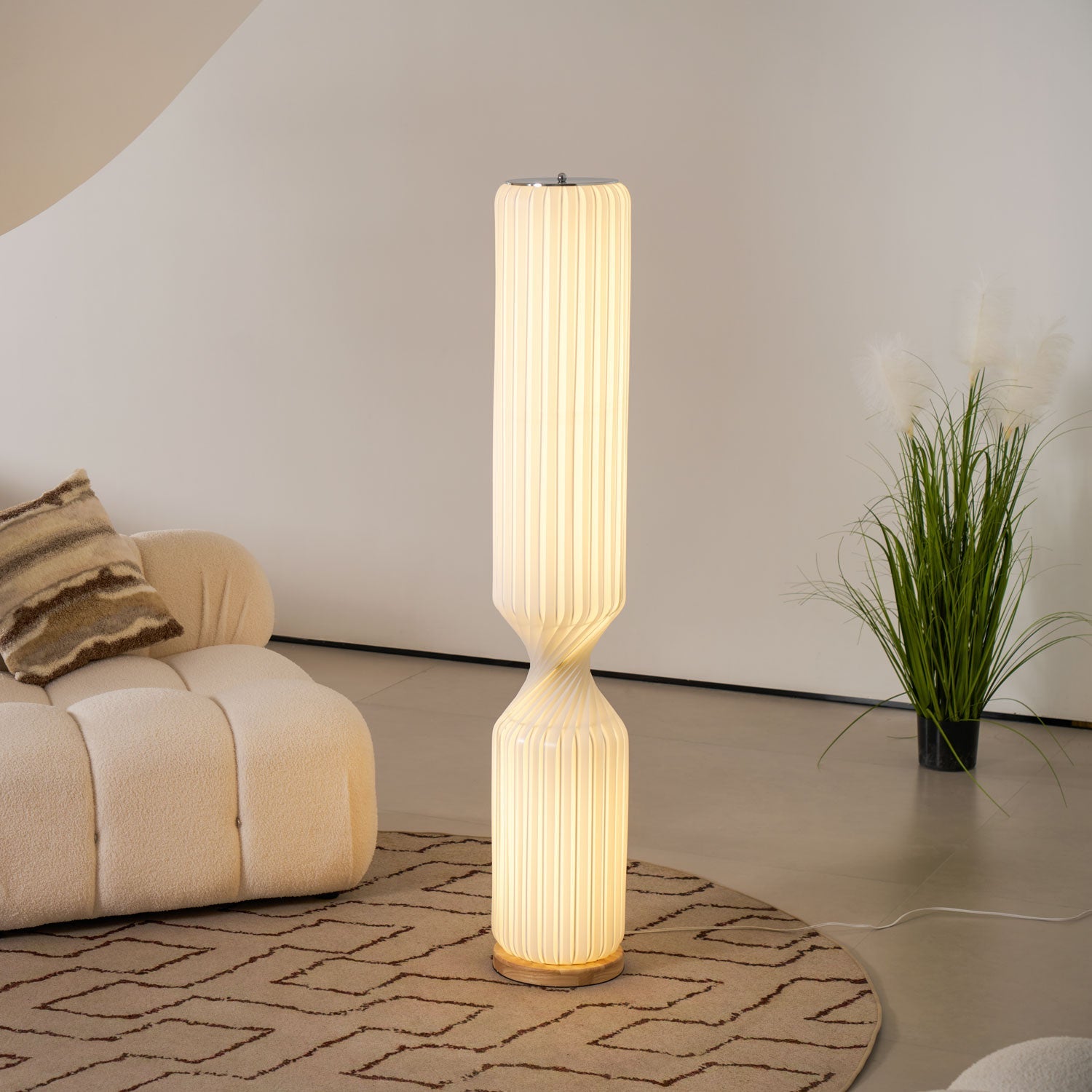 Hakka Resin Twist Column Floor Lamp