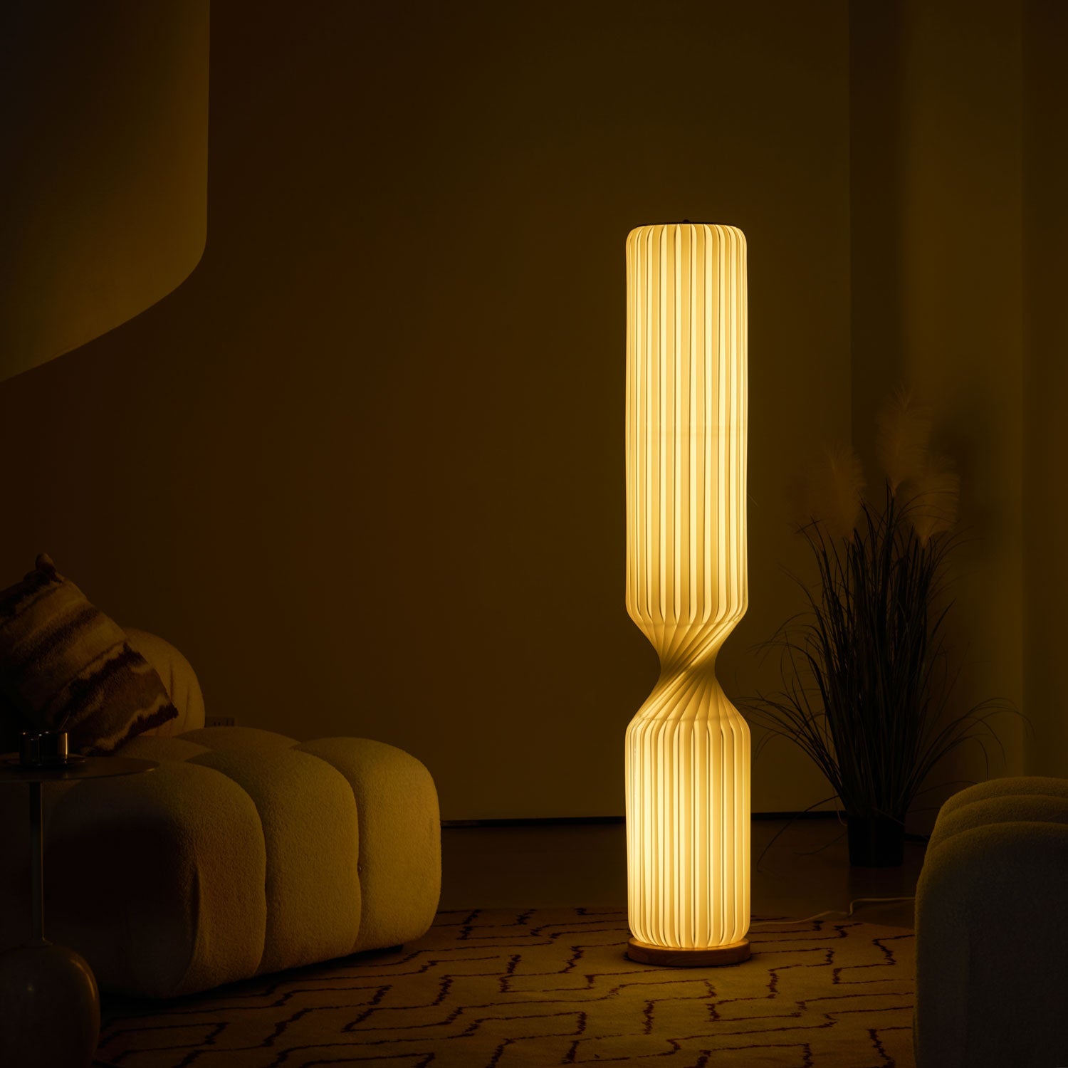 Hakka Resin Twist Column Floor Lamp