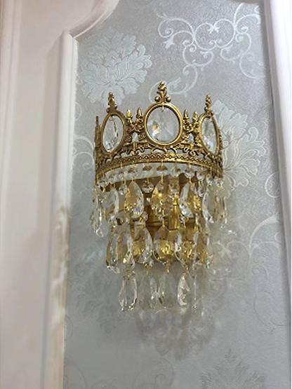 Vintage Crystal Aplique