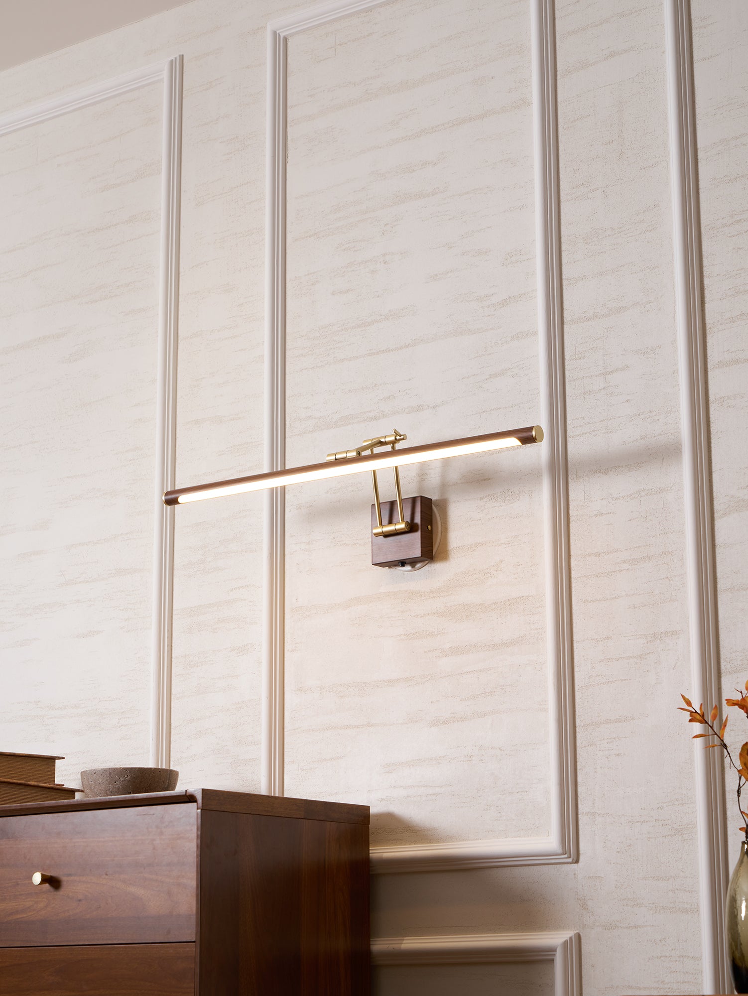Walnut Color Linear Adjustable Aplique