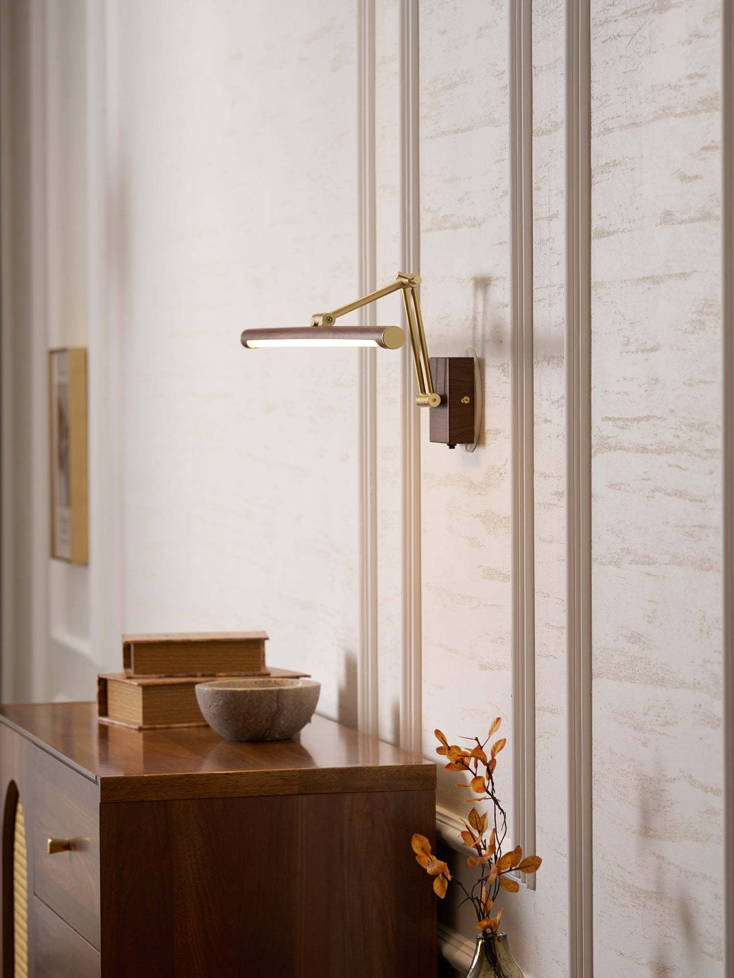 Walnut Color Linear Adjustable Aplique