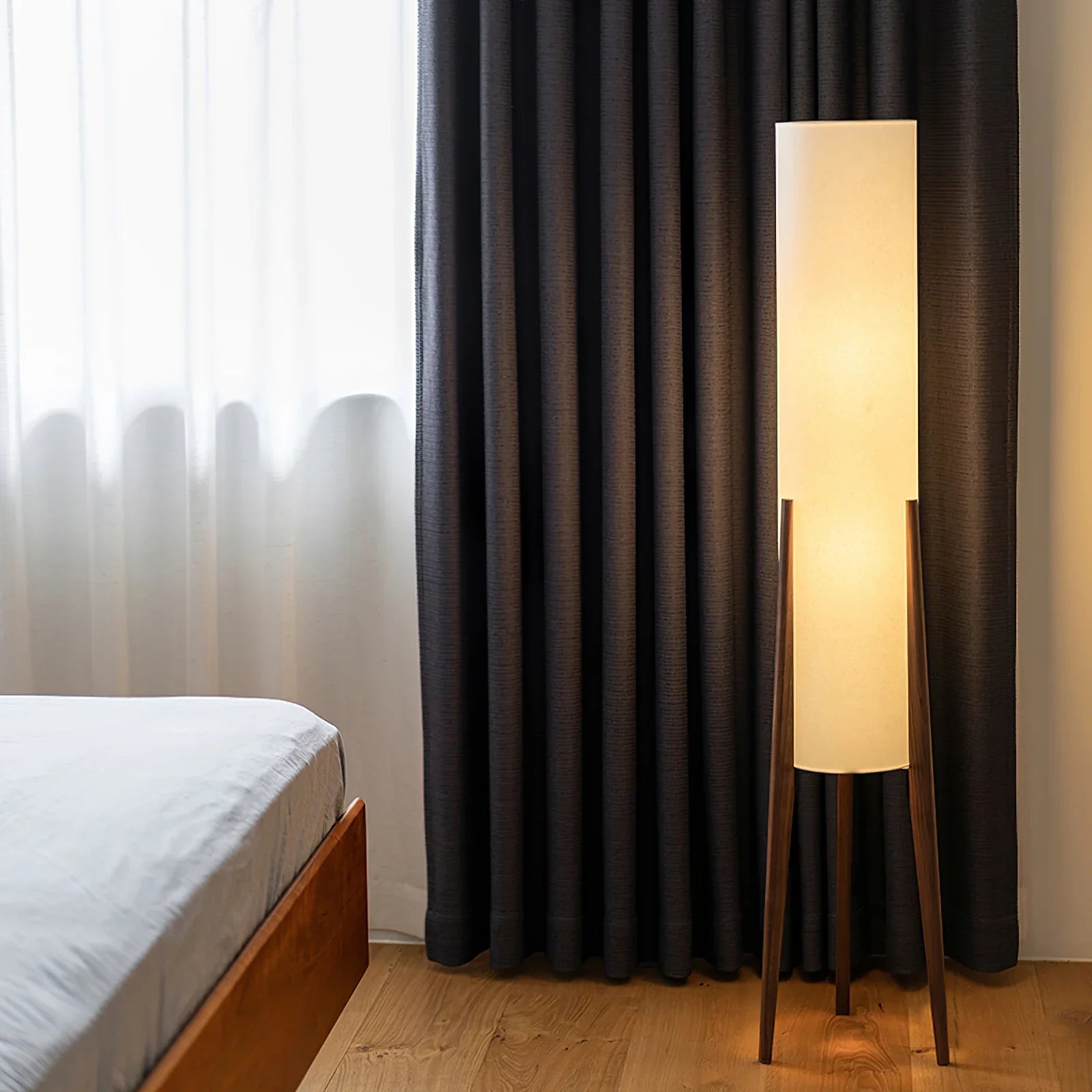 Hakka Minimalist Wood Fabric Floor Light