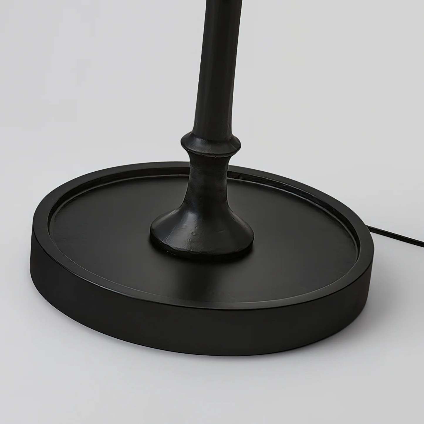 Retro Crackle Black Resin Floor Lamp
