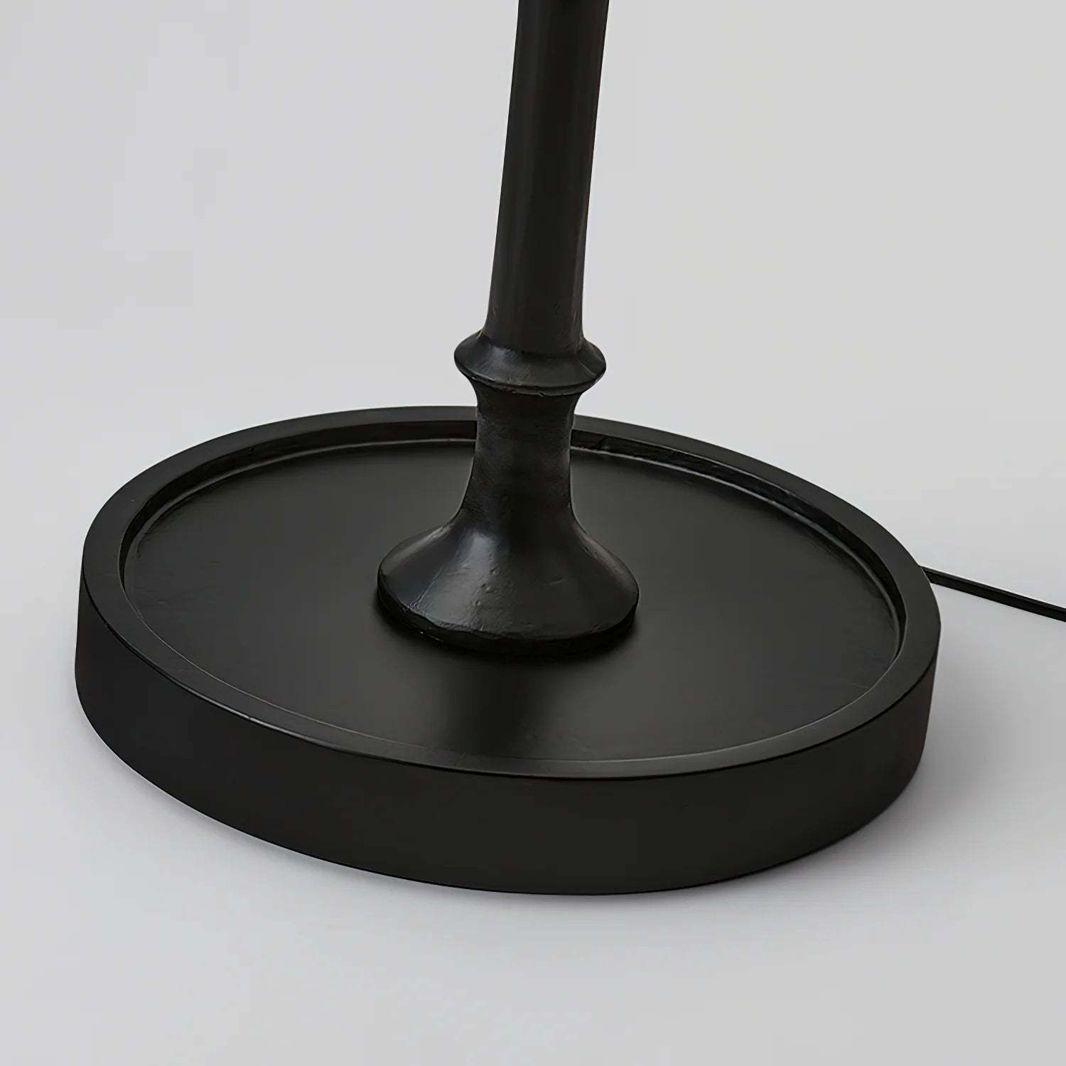 Retro Crackle Black Resin Floor Lamp